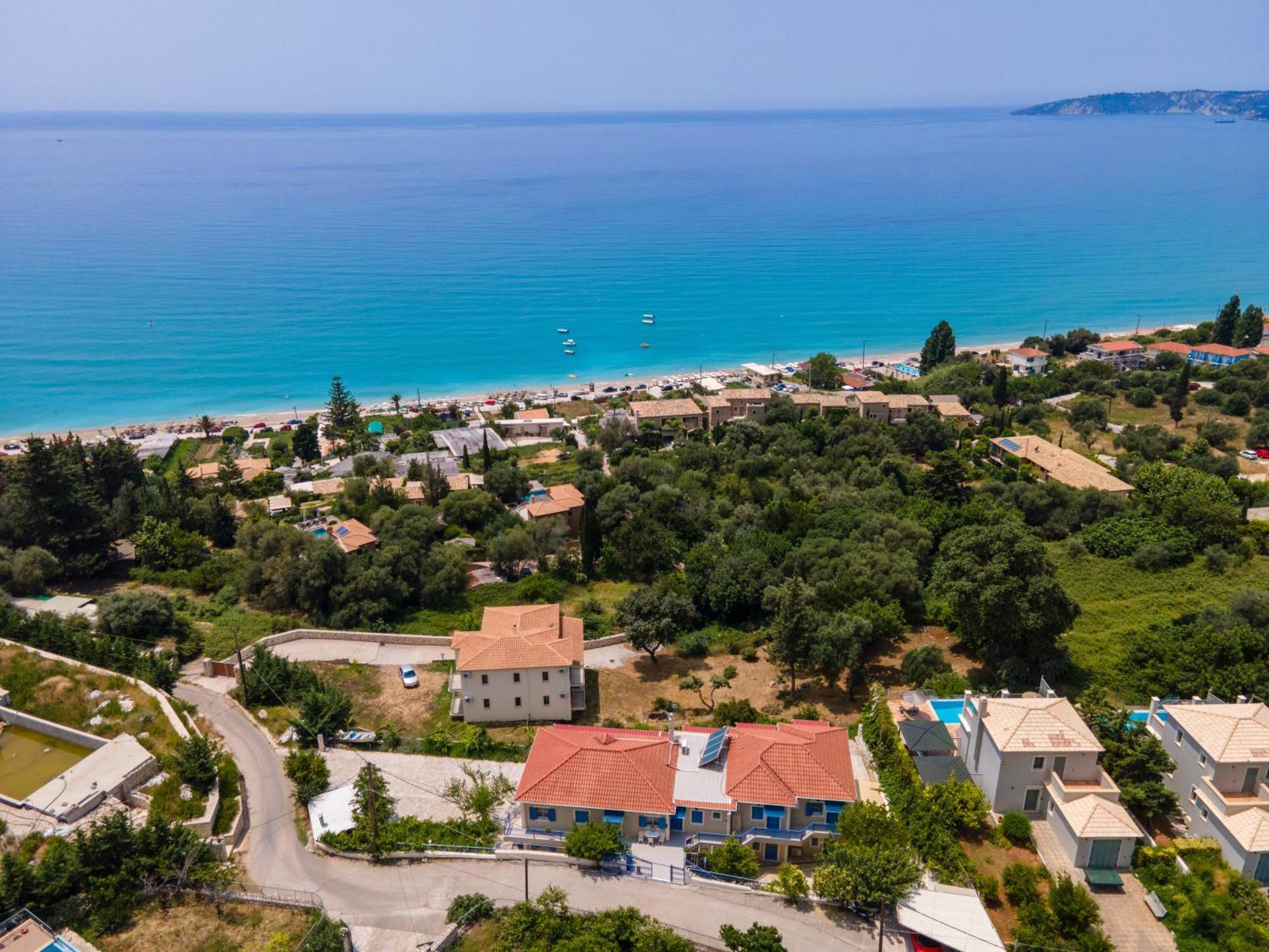 Agnanti Studios Лурдата Екстер'єр фото